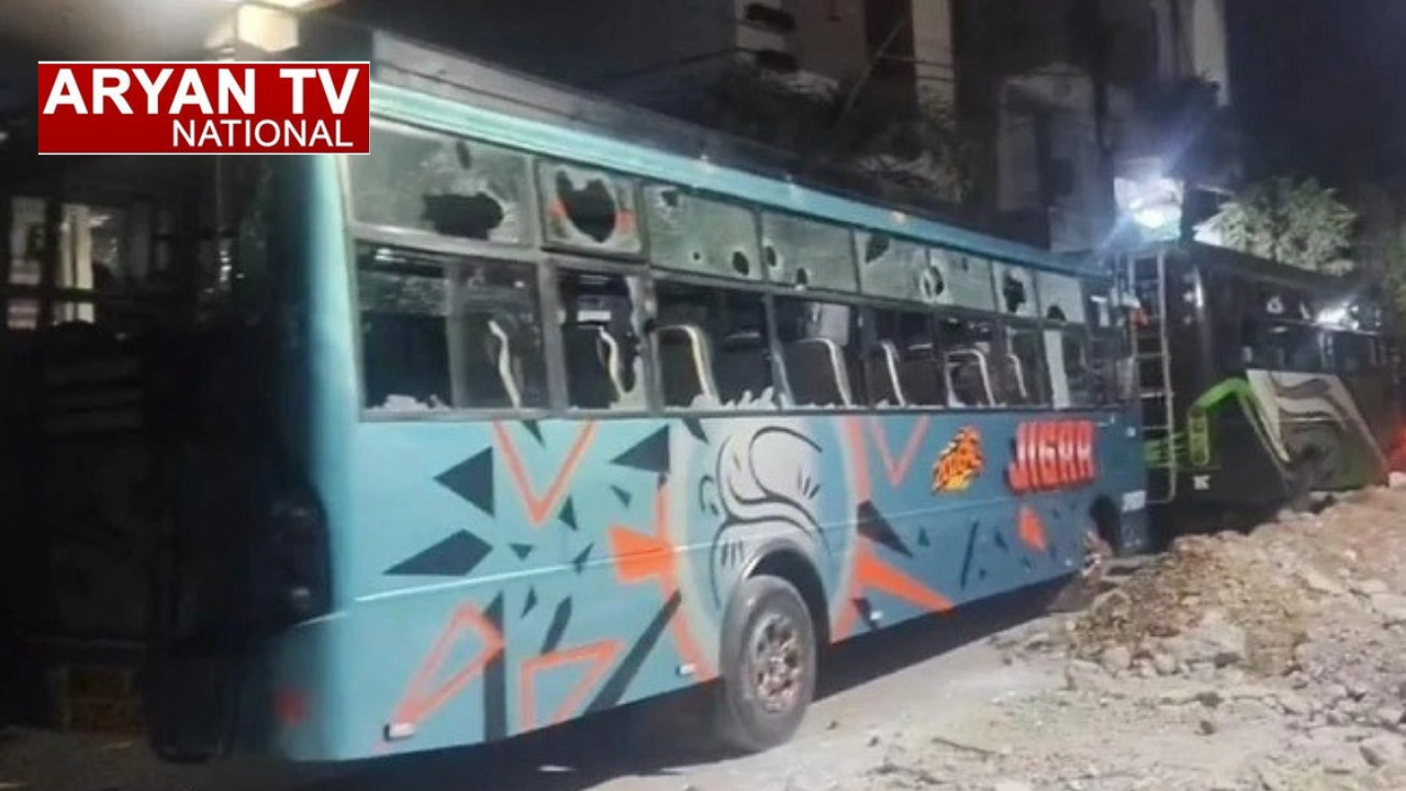 उज्जैन के तराना में झड़प : बजरंग दल के कार्यकर्ता पर हमले के बाद पथराव-तोड़फोड़, भारी पुलिस बल तैनात