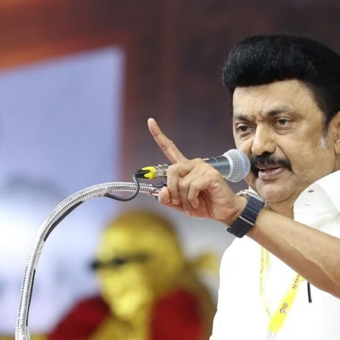 MK Stalin Interview: एमके स्टालिन का बड़ा हमला, AIADMK को बताया BJP की ‘गुलाम’, DMK की जीत को बताया जरूरी