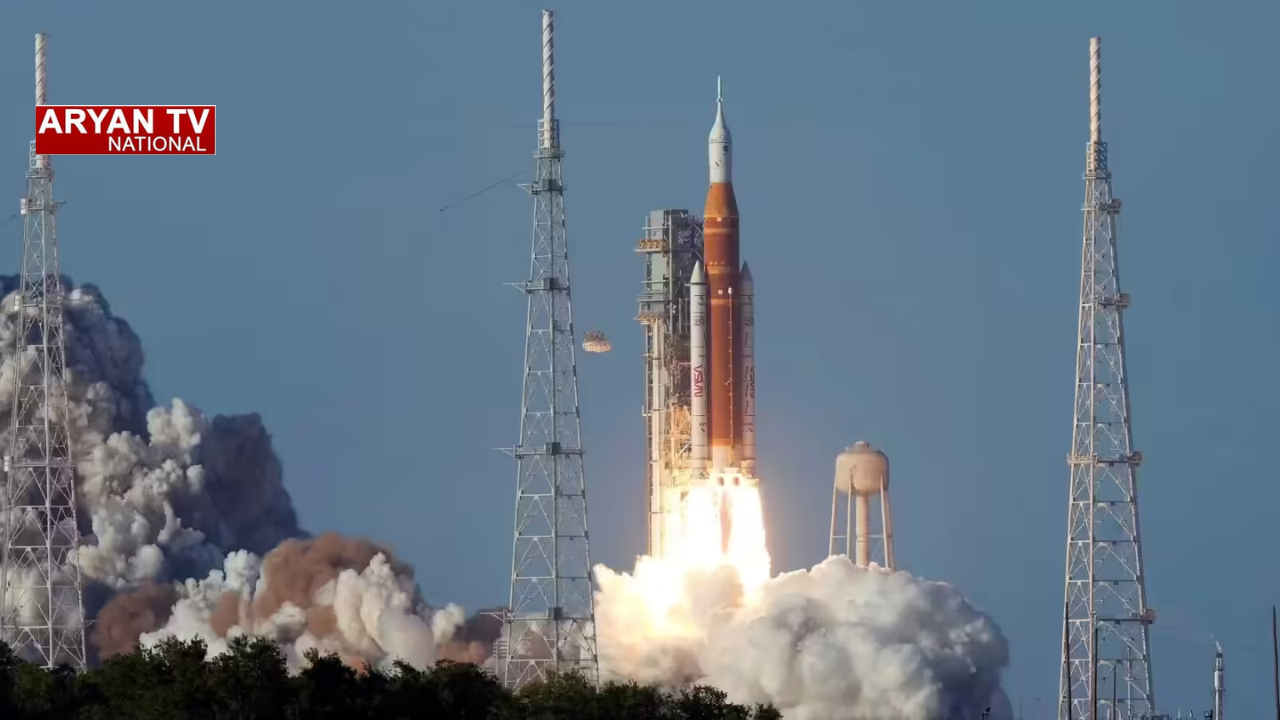 Artemis II Astronauts: धरती से अलग, अंतरिक्ष से कुछ और ही दिखता है चांद, NASA मिशन का खुलासा