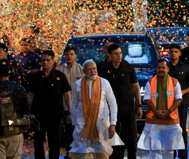 pm Modi Bengali look