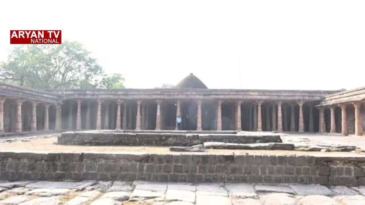 Bhojshala Case: धार में ऐतिहासिक फैसला, मंदिर पक्ष में उत्सव, मुस्लिम पक्ष ने सुप्रीम कोर्ट जाने के संकेत दिए