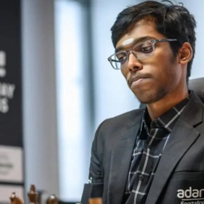 R Praggnanandhaa: शतरंज की दुनिया में भारत का परचम! प्रज्ञानंद ने नॉर्वे में रचा इतिहास, कार्लसन को भी छोड़ा पीछे