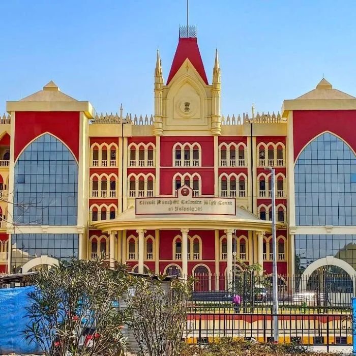 Suvendu Adhikari Red Road Decision: योग दिवस से पहले बंगाल में नया विवाद, रेड रोड बंद करने के फैसले पर हाईकोर्ट पहुंचा मामला