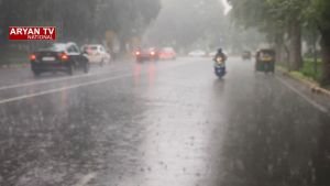 दिल्ली में बदला मौसम का मिजाज