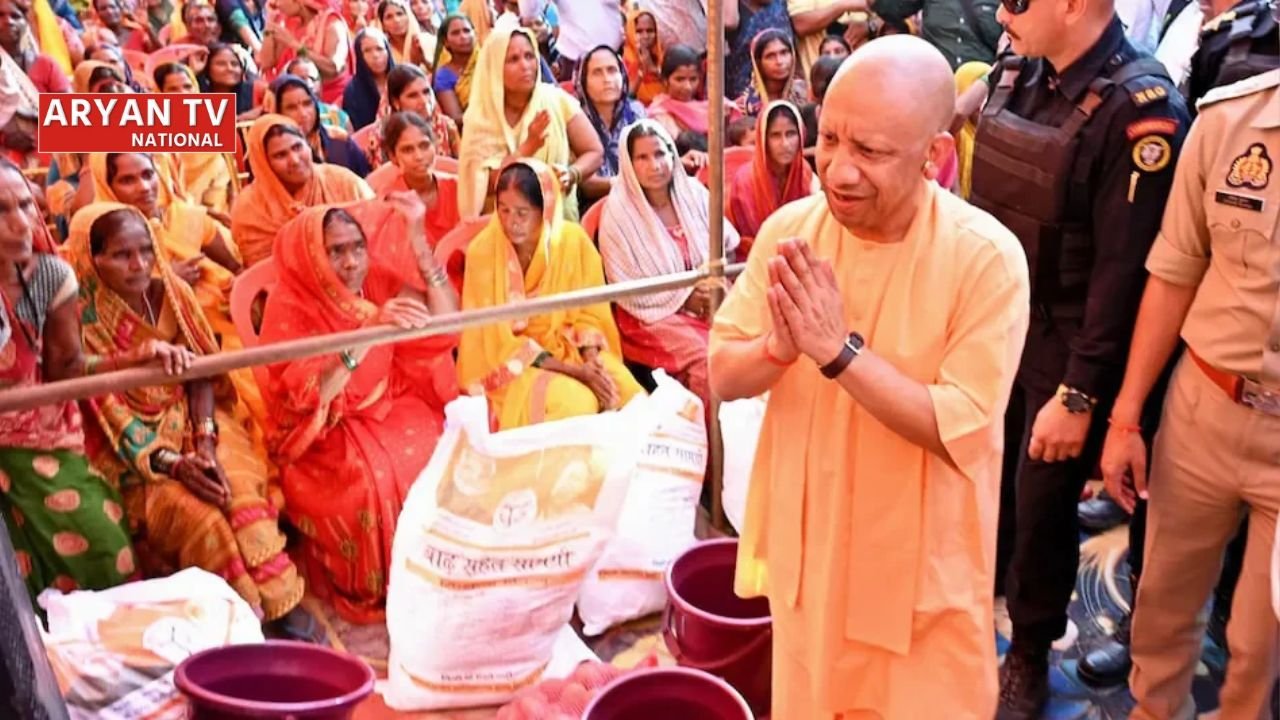 Uttar Pradesh News: कुशीनगर में बाढ़ का कहर